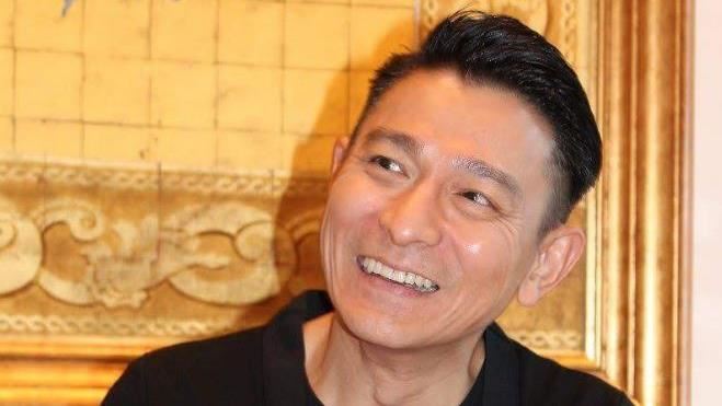 劉德華重逢20年前「回憶」　與他合體嗨翻