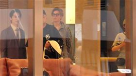 本刊直擊羅志祥回到八大電視台參加《娛樂百分百》錄影。（圖／本刊攝影組）