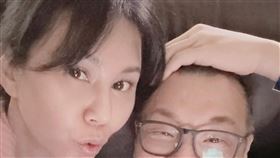 洪曉蕾（左）與洪偉明情同家人。（圖／洪偉明提供）