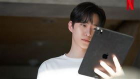 ▲《絕世網紅》薛仁雅、鄭柔美、鄭釉珍、宋雨琦、李俊昊。（圖／翻攝自IG）