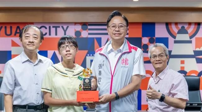 桃市3生獲總統教育獎　市府贈1.2萬助學金