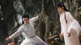 ▲《玉骨遙》 由肖戰（左）和任敏（右）主演。（圖／愛奇藝國際站提供）
