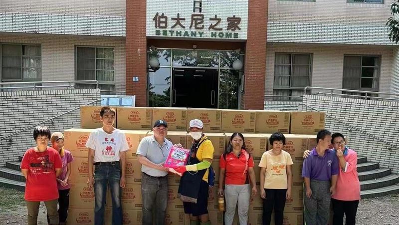 屏東伯大尼之家物資告急　鍾文智解囊援助