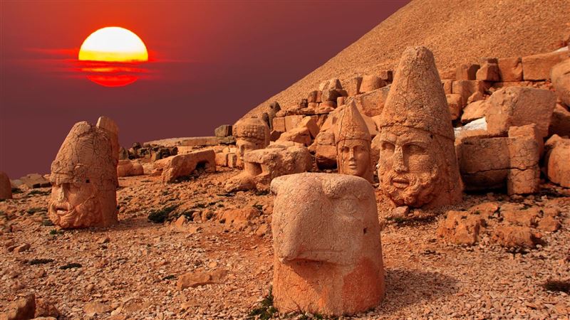 土耳其不只棉堡！東部「人頭山」看日落