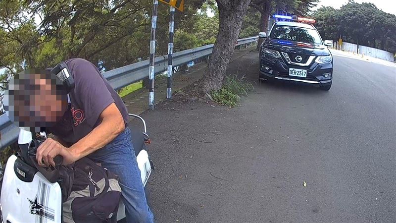 男中午騎車「熱趴」險喪命　眼尖警急救援