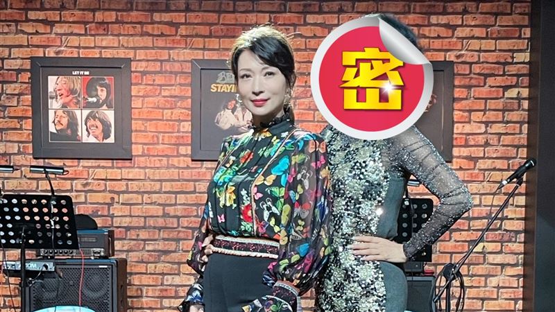 62歲「長腿姐姐」樣貌曝光　完美身材依舊