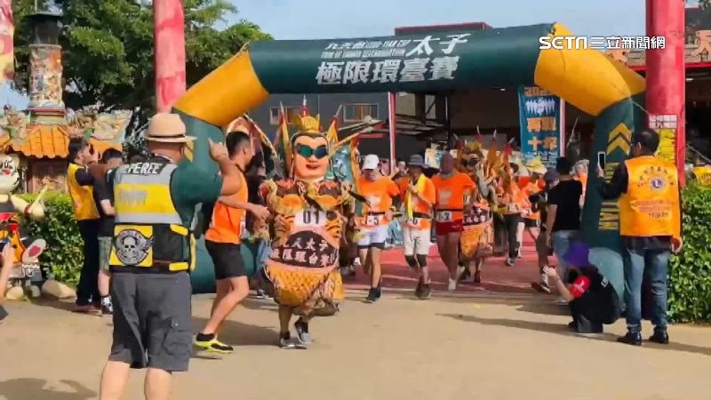 雄中儀隊鍛鍊意志！扛三太子環島1035公里