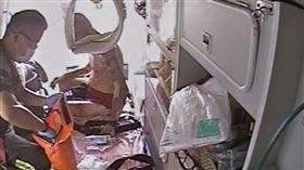 彰化員林平板爆炸引發火警，屋主燒燙傷送醫。（圖／翻攝畫面）