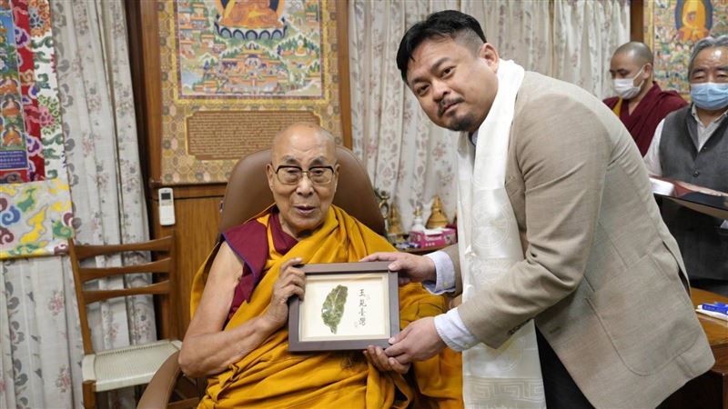 達賴：中透過先進數位技術重現老毛式壓迫