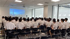 華航此番招募空服員，錄取率不到3%。（圖／華航提供）