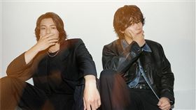 平野紫耀（左）、神宮寺勇太正式加盟瀧澤秀明的公司。（圖／翻攝自tobeofficial_jp IG）