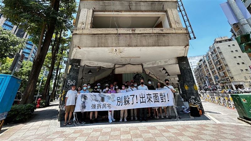 強拆民宅！中泰住戶對建商怒喊：還我家園