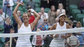 謝淑薇、史翠可娃上演逆轉勝。（圖／美聯社／達志影像）