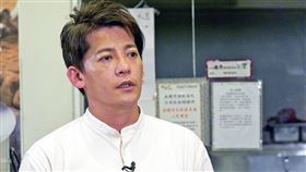 謝哲青分享曾為了反省太過驕傲的個性而決定踏上朝聖之路。（圖／公視提供）