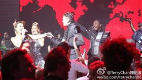 ▲「黑眼豆豆」，李玟。（圖／翻攝自微博）