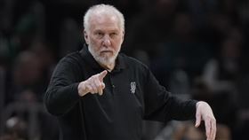 ▲馬刺和教頭波波維奇（Gregg Popovich）再簽5年約。（圖／美聯社／達志影像）