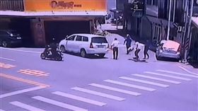 台東爆隨機砍人（圖／翻攝畫面）