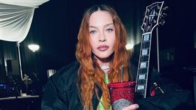 瑪丹娜工作敬業，就算健康亮紅燈也不休假。（圖／翻攝IG）