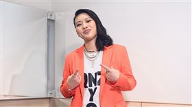 葛仲珊推出新歌《Spotlights》。（圖／環球音樂提供）