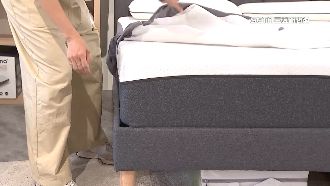 床墊1年吸汗94公升　醫師：恐成細菌溫床
