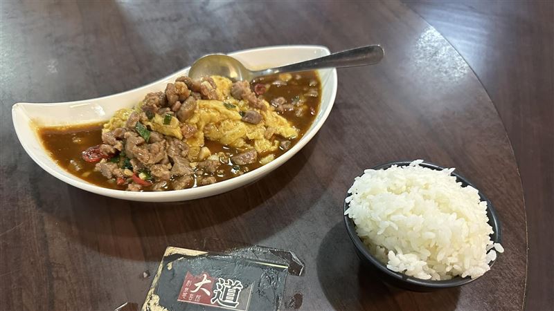 白飯大隊熱炒店菜色曝！網驚呼：這超下飯