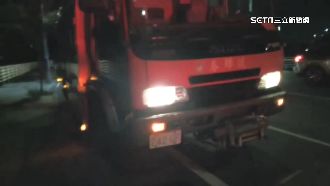貨車疑故障滑行撞機車　男摔2米深邊坡亡