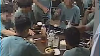 獨／老闆不忍了！熱炒店「補飯畫面」曝光