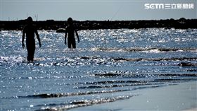 夏天/海邊/戲水/天氣（記者陳弋攝影）
