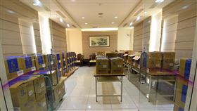 im.B詐欺扣案物  士林分署7/12起拍賣威士忌原酒法務部行政執行署士林分署11日表示，受台北地檢署囑託，將於12日起連續8個上班日變價拍賣im.B曾姓主嫌的噶瑪蘭威士忌原酒754支。（士林分署提供）中央社記者謝幸恩傳真  112年7月11日