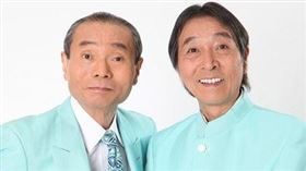 日本歌手生井博司(左)病逝，隊友永井良治悲傷不已。（圖／翻攝日本yahoo）