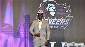 ▲PLG2023年選秀會，新竹街口攻城獅選擇阿拉薩當狀元。（圖／記者劉彥池攝影）