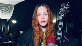 瑪丹娜工作敬業，就算健康亮紅燈也不休假。（圖／翻攝IG）