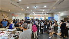 ▲法務部行政執行署士林分署7月12日起連續8個上班日，公開變賣imB吸金案主嫌私藏葛瑪蘭原酒，不過第1天僅不到一個上午，754支原酒即銷售一空。（圖／翻攝畫面）