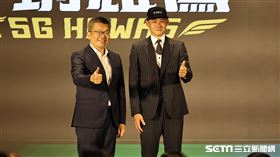 ▲2023年中華職棒季中選秀，台鋼雄鷹首輪第6順位選進壽山高中投手王柏傑。（圖／記者劉彥池攝影）