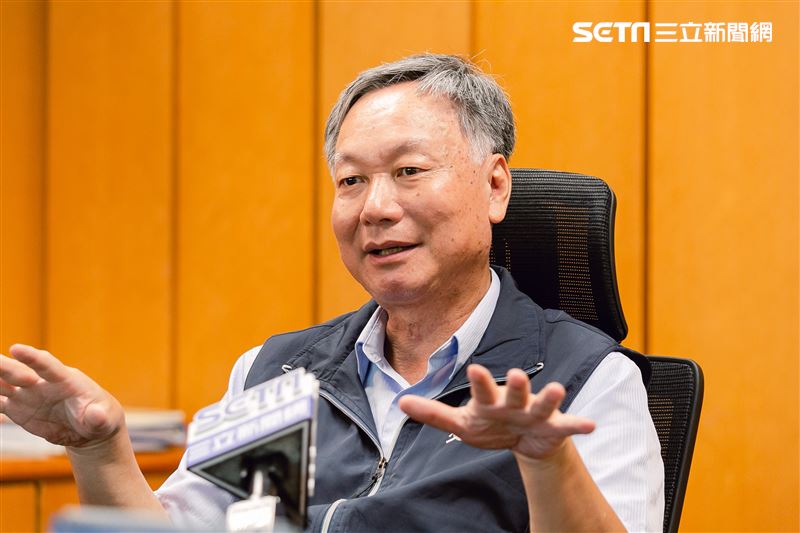 氣象局局長鄭明典三立新聞網專訪。（圖／記者楊澍攝影）