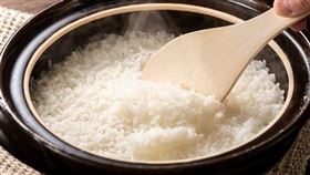 白飯之亂,中國,台灣,北科資財營,熱炒店,微博,鮭魚,壽司（圖／翻攝微博）