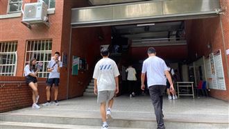 生物「不可能的漢堡」入題！師：難易適中