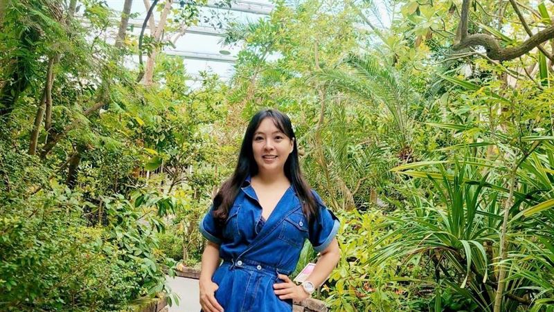 三寶仗帝王條款闖紅燈 女星勸阻遭嗆