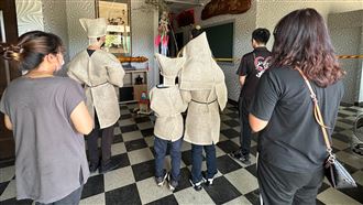 重回現場招魂　狀元小兒子悲喊：回家