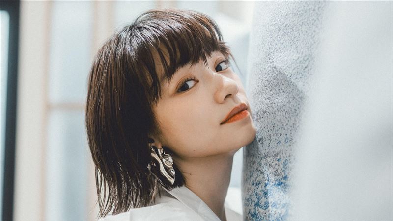 女星自認藝術新生兒　遇收藏家買作品樂翻