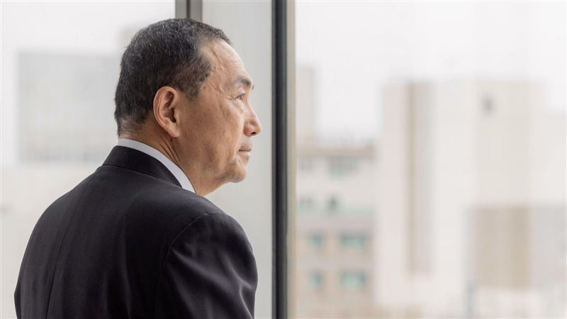 侯友宜13.6%民調新低！侯辦跳腳嗆游盈隆