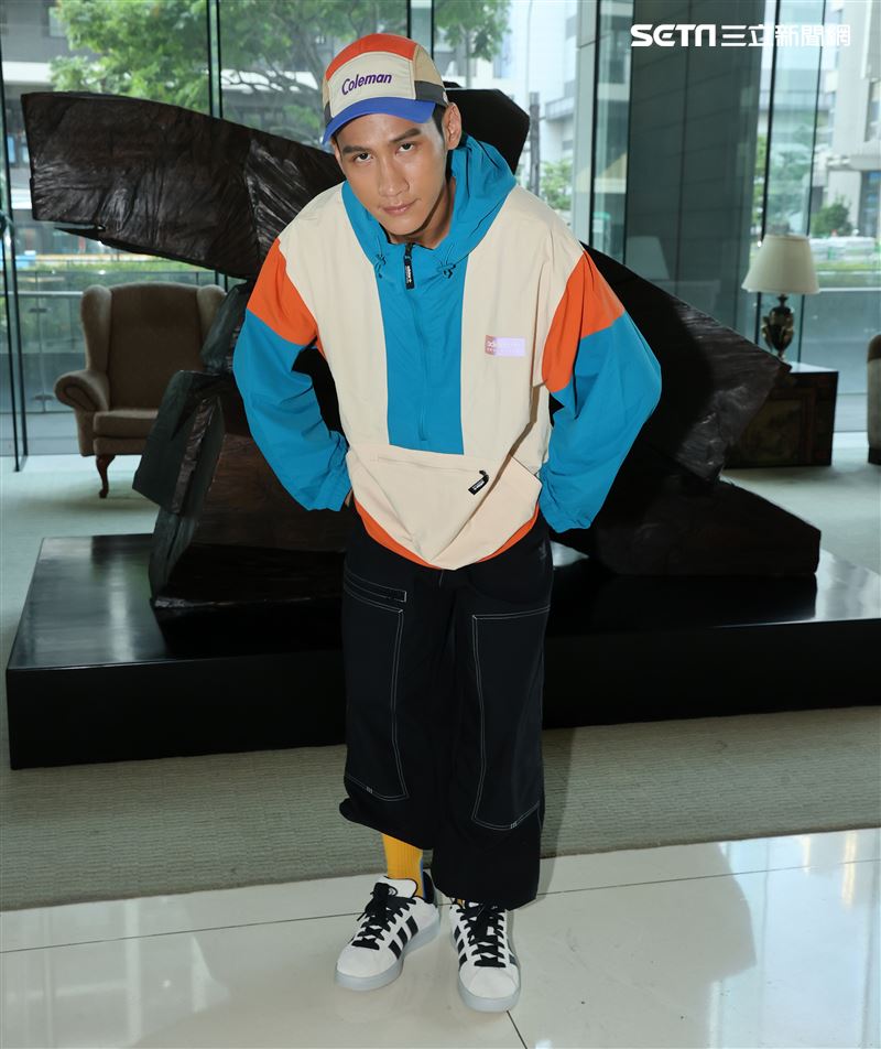 大嘻哈阿夫小記者大明星三立新聞網專訪。（圖/記者邱榮吉攝影）