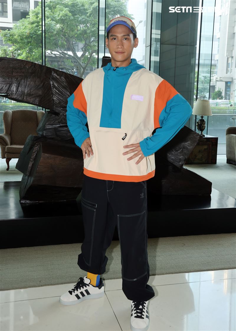 大嘻哈阿夫小記者大明星三立新聞網專訪。（圖/記者邱榮吉攝影）