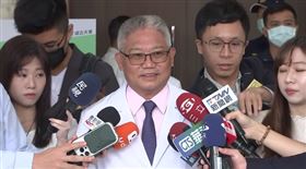 中華民國藥師公會全國聯合會理事長，現任總統府國策顧問黃金舜