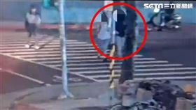 北市高婦誤信泰達幣投資群組遭詐200萬元，警協助逮楊姓面交車手。（圖／翻攝畫面）