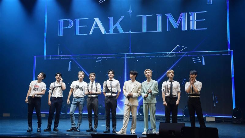 《PEAK TIME》3組來台　唱一半忘詞掏小抄