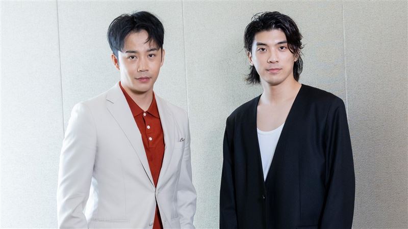 為哥哥慘被車撞　林哲熹摔玻璃杯怒揍他