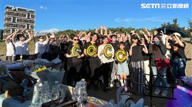 李玟粉絲在淡水沙崙自發性舉辦追思會。（圖／記者楊澍攝影）