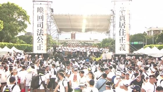 幕後／716萬人上街頭！他：因為快租不起