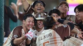 潘傑楷睽違323天後再度開轟，也幫助獅隊逆轉奪勝。（圖／統一獅提供）